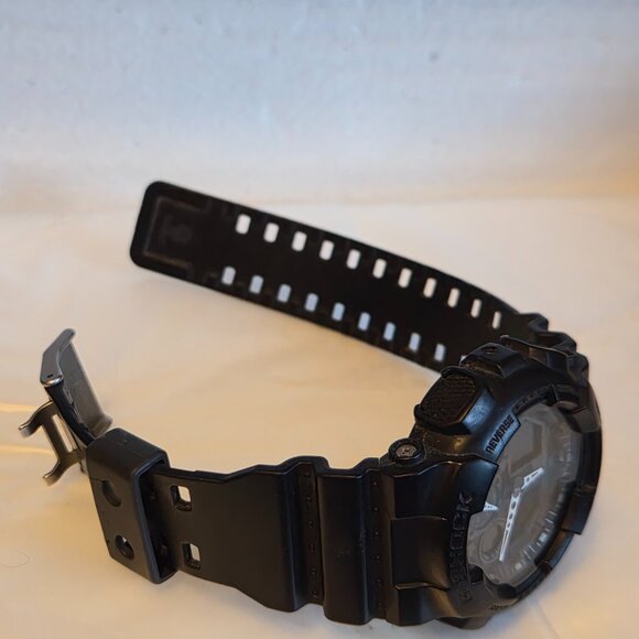 Casio G Shock Analog and digital - Picture 4 of 11